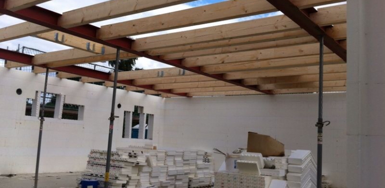 Ein Dachstuhl mit Überlänge