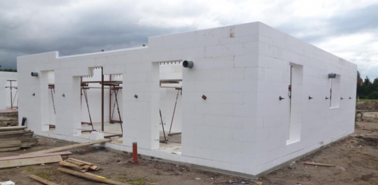 Wer erkennt wo der Balkon sein wird